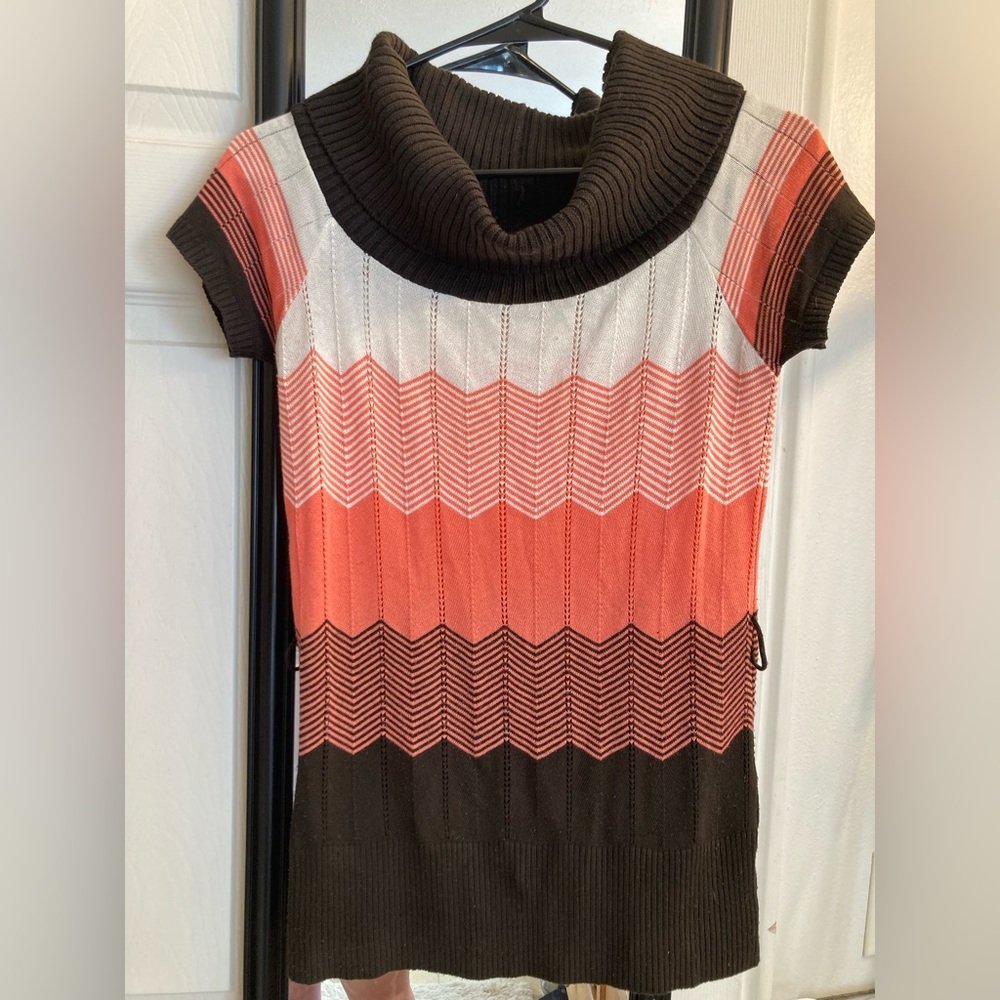 Iz Byer sweater top